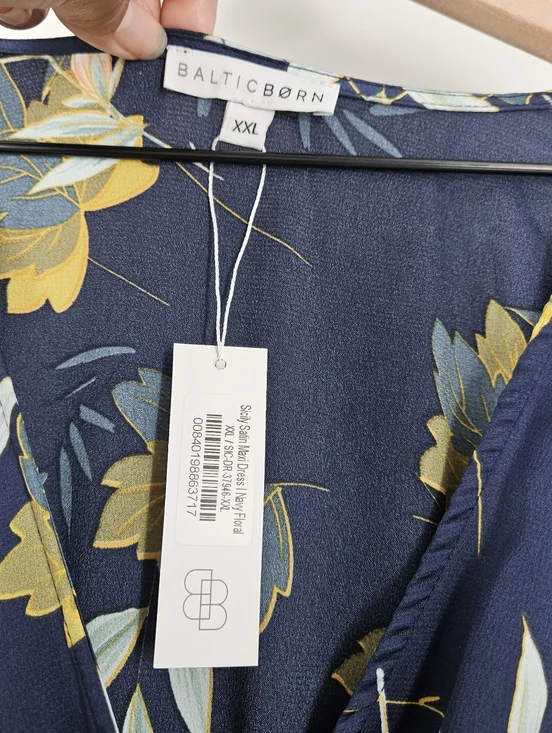 Baltic Born Navy Floral Sicily Satin Maxi Dress Size XXL NWT - Picture 13 of 15